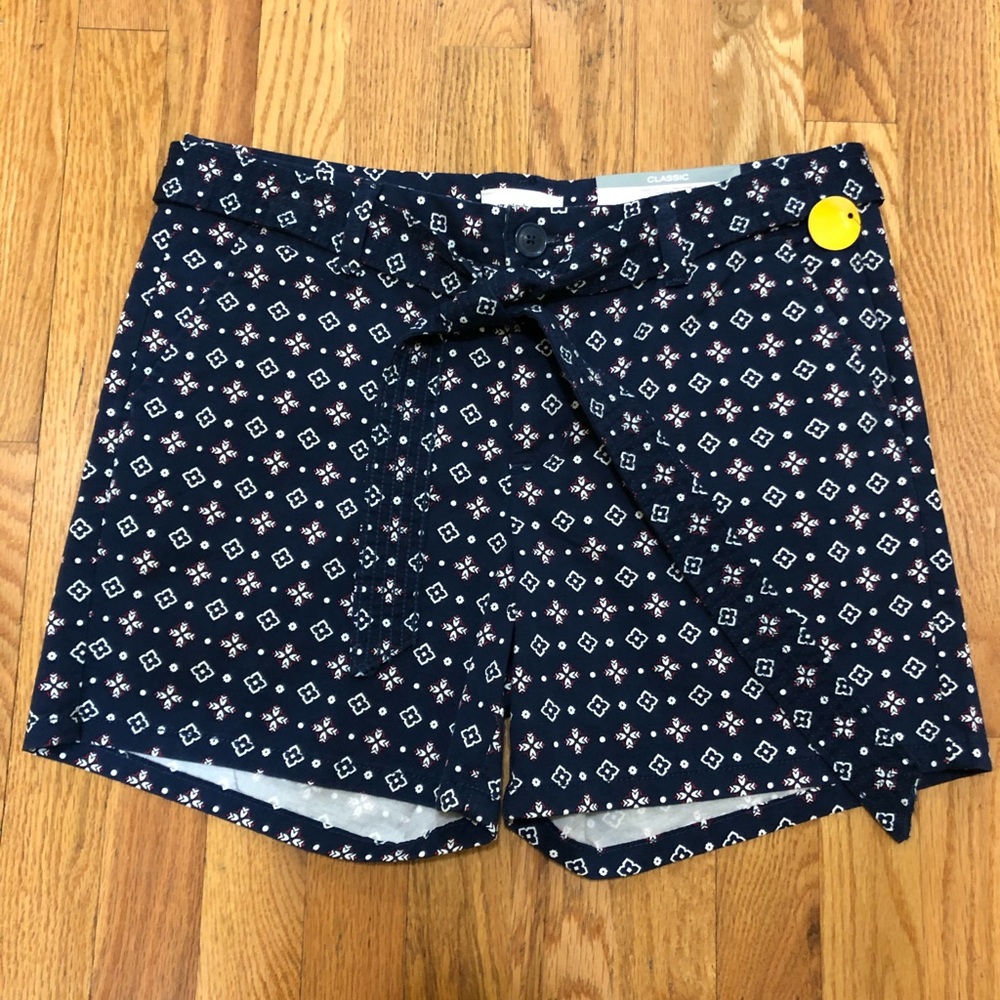 Liz Claiborne tropical safari shorts.